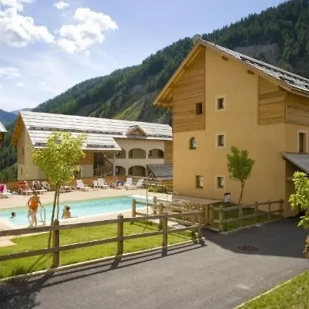 Appartement En Plein Coeur Du Queyras - Les Granges D'Arvieux Exterior photo